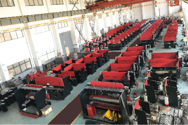 精准折弯，智造未来：艾葛尼折弯机，定义金属板材加工新高度